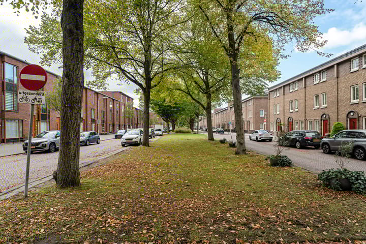 Photo 48 of Kenenburgstraat 12