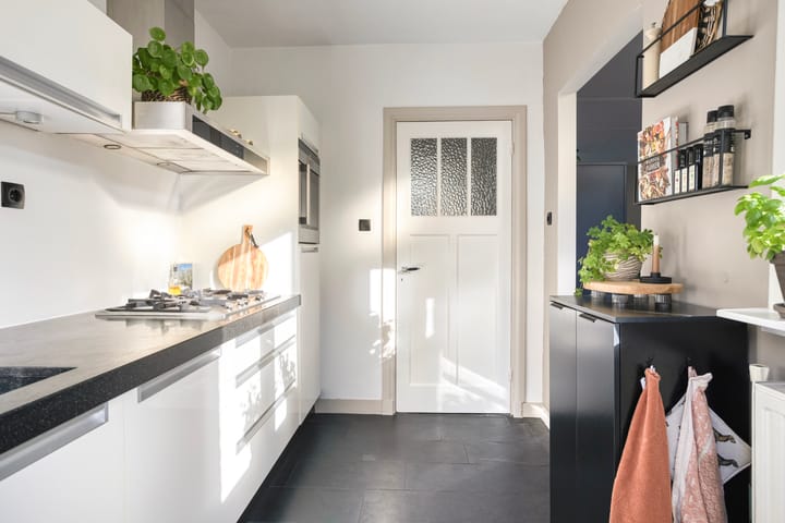 Foto 16 van Antwerpsestraat 84