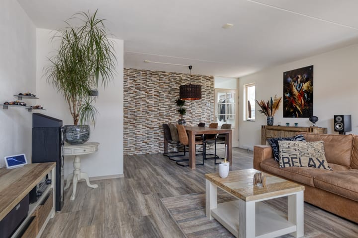 Photo 9 of George Martensstraat 23