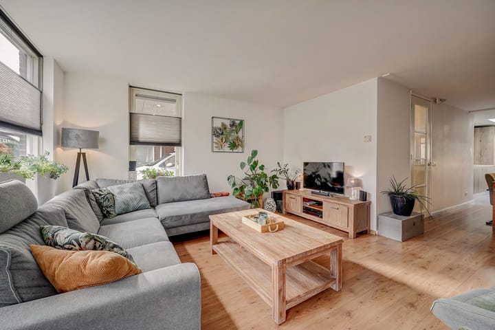 Foto 6 van Offenbachstraat 8