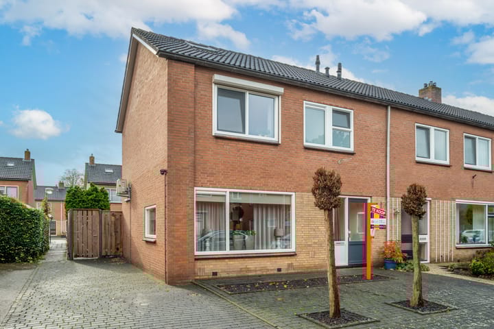 Foto 1 van Asterstraat 8