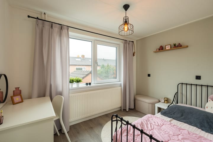 Foto 16 van Asterstraat 8