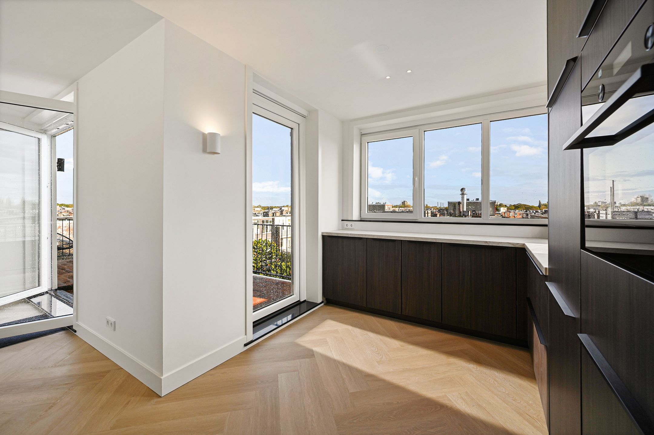 Photo 36 of Hendrik Zwaardecroonstraat 222