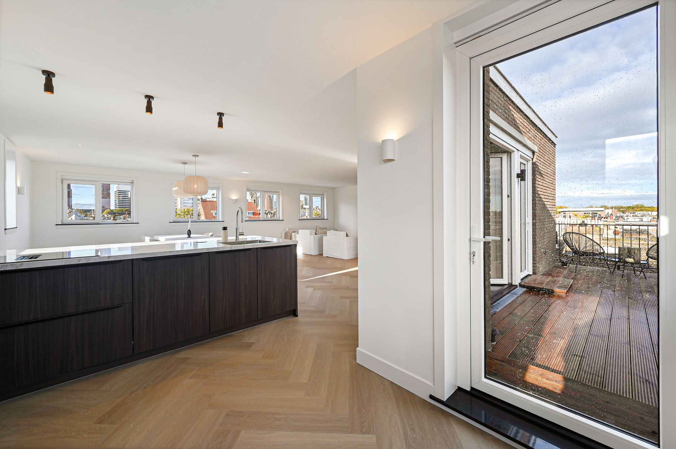 Photo 39 of Hendrik Zwaardecroonstraat 222