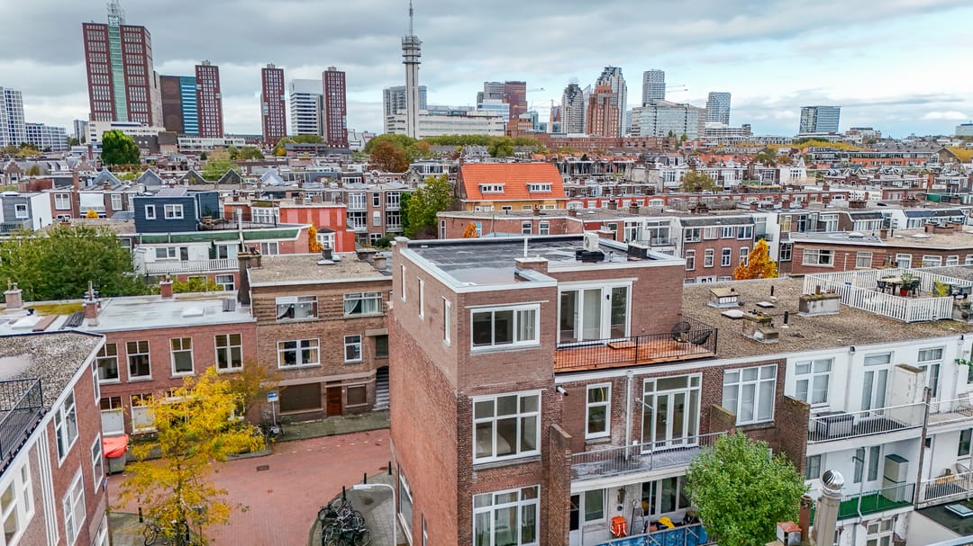 Photo 43 of Hendrik Zwaardecroonstraat 222