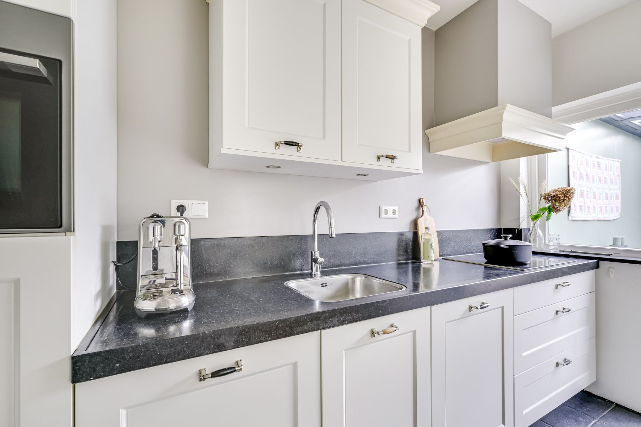 Photo 9 of Ambachtstraat 6