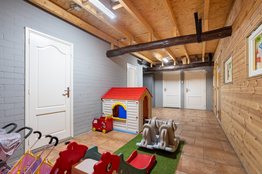 Foto 28 van Florastraat 27