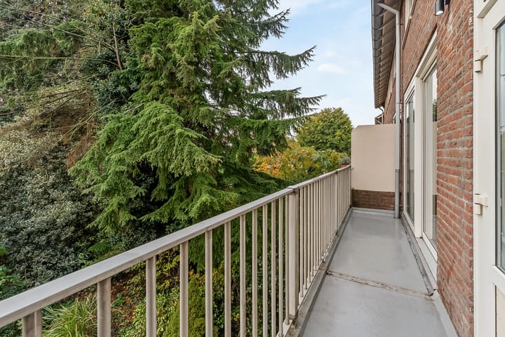 Foto 12 van Berlagelaan 105