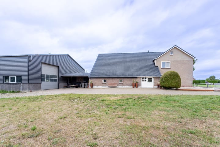 Foto 48 van Florastraat 27