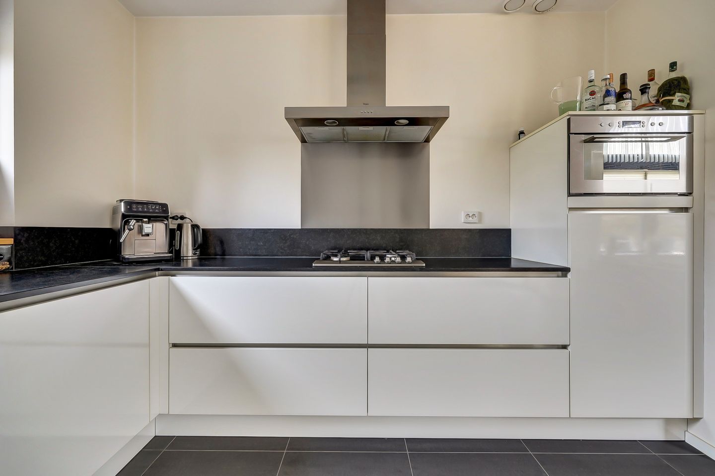 Foto 14 van Esdoornlaan 5