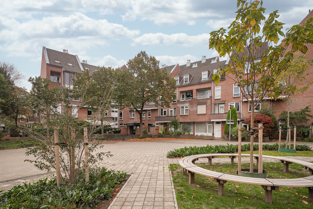 Foto 22 van Lakenweversplein 4