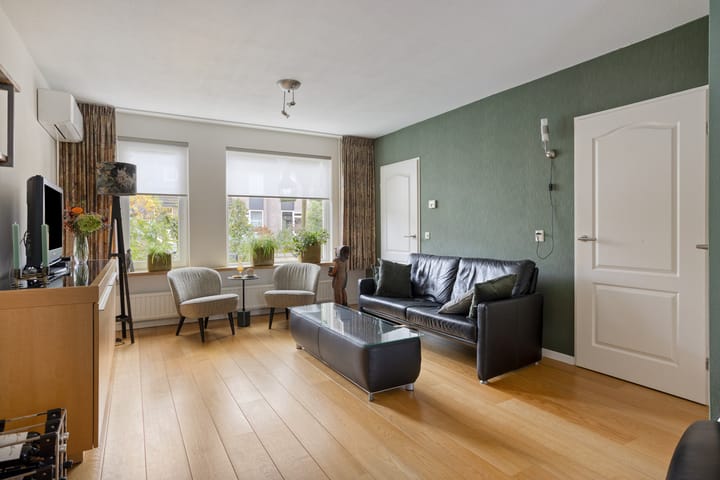 Photo 12 of Van Vlattenstraat 42