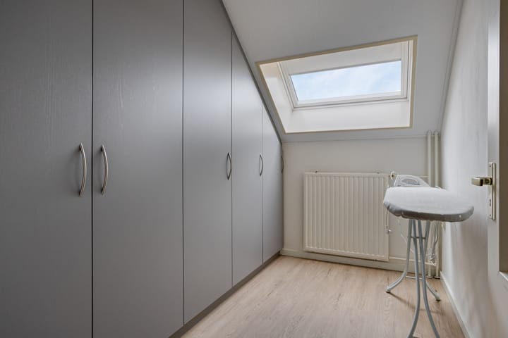 Photo 30 of Van Vlattenstraat 42