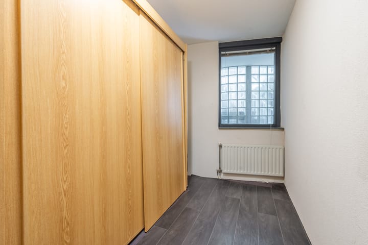 Photo 17 of Langgewenst 103