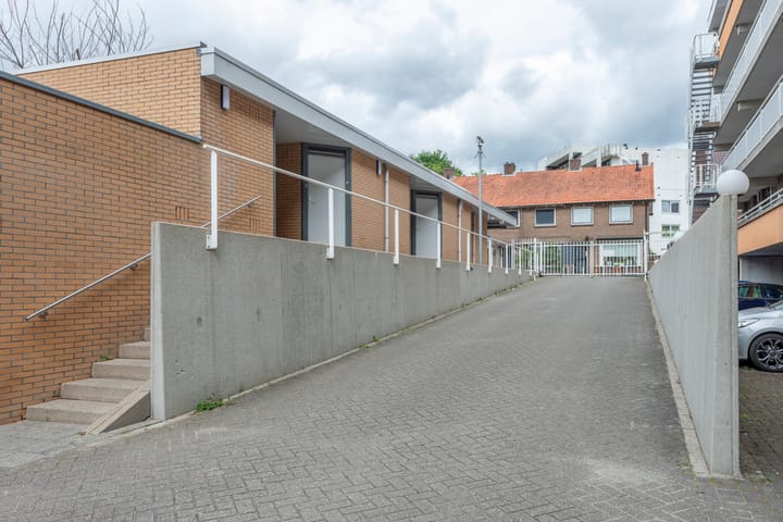 Photo 20 of Langgewenst 103