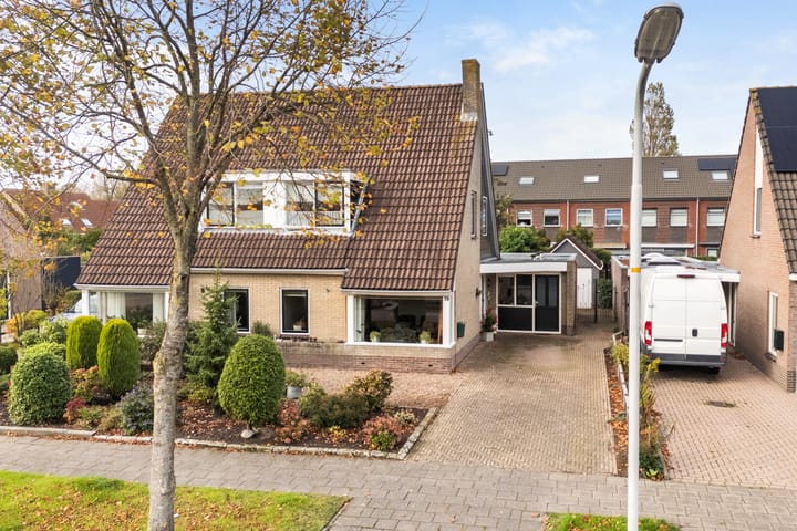 Foto 51 van Steven Huygenstraat 47