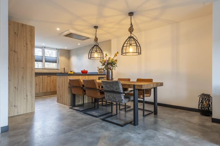 Photo 10 of Burgemeester Rothestraat 30