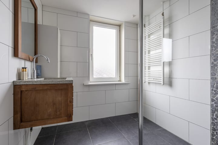 Photo 24 of Burgemeester Rothestraat 30