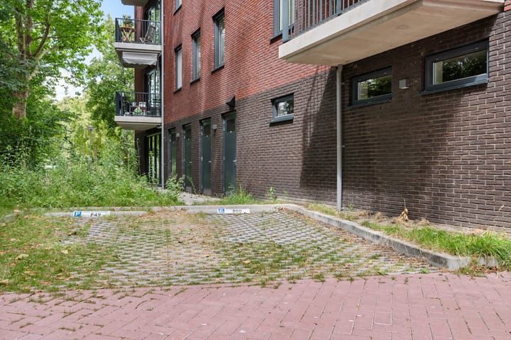 Foto 34 van Bernhardlaan 50