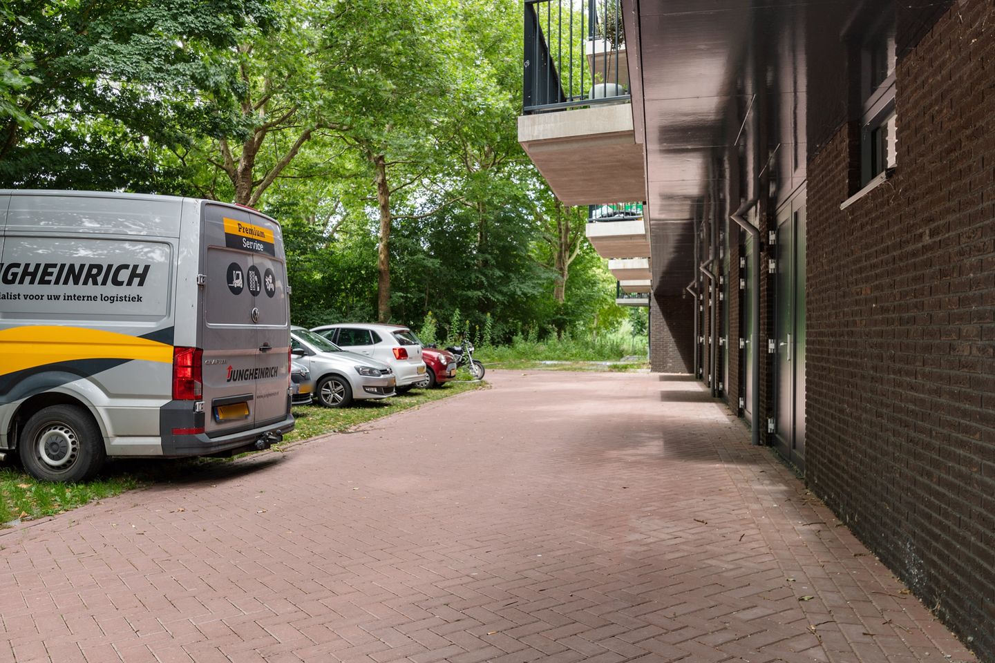 Foto 35 van Bernhardlaan 50