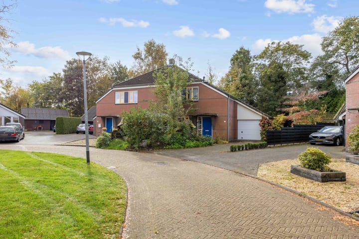 Photo 4 of Weegbree 17