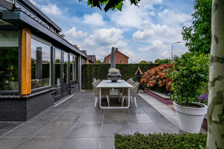 Foto 41 van Woerdstraat 13