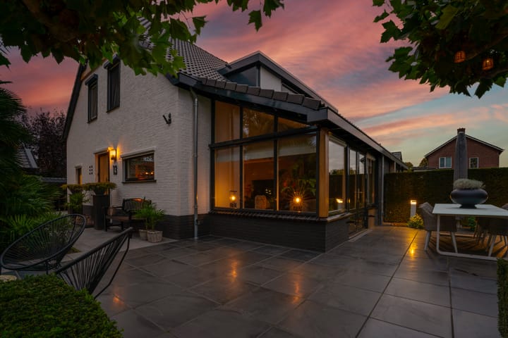 Foto 53 van Woerdstraat 13