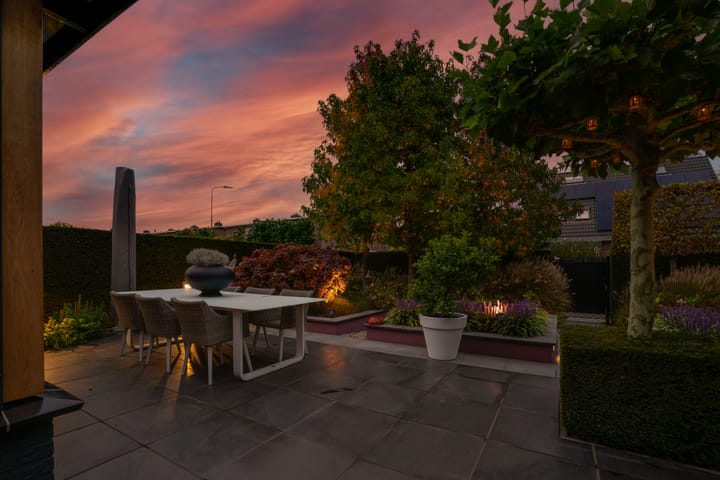 Foto 54 van Woerdstraat 13