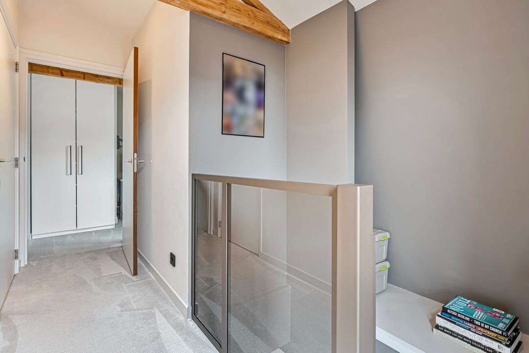 Photo 16 of Julianastraat 5