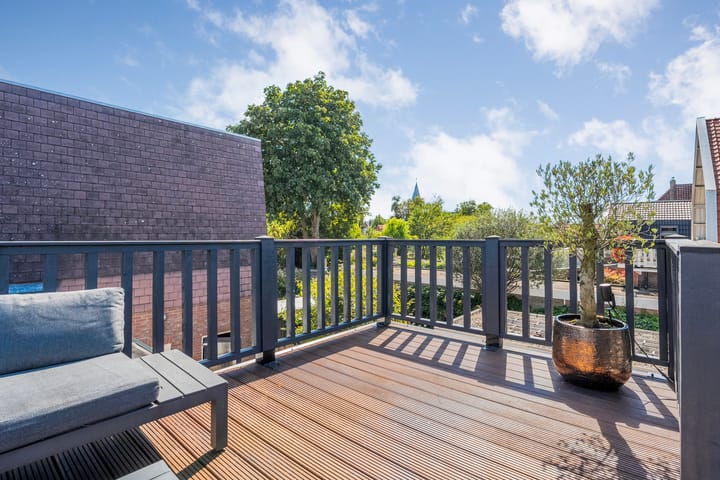 Photo 26 of Julianastraat 5