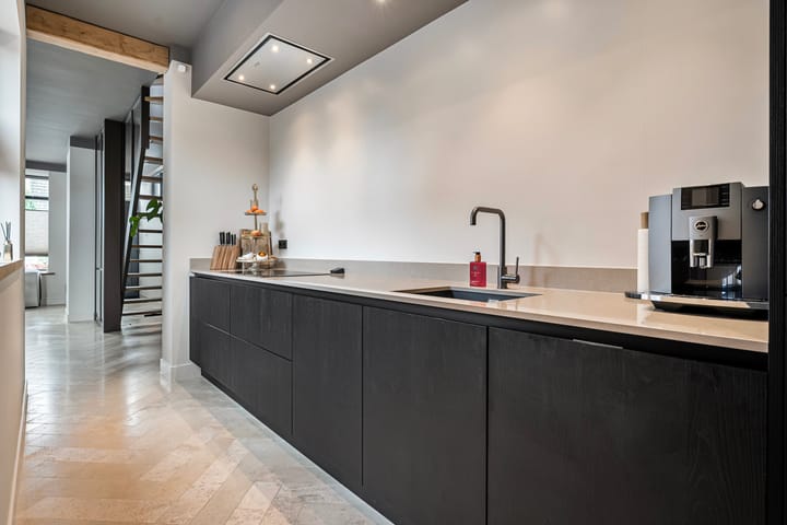 Photo 13 of Julianastraat 5