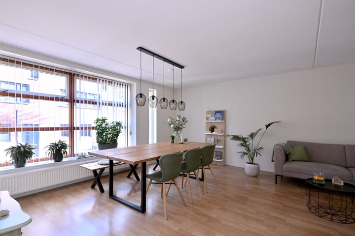 Foto 10 van Raamstraat 69