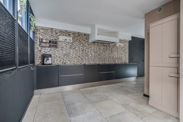 Photo 3 of Bijendans 32