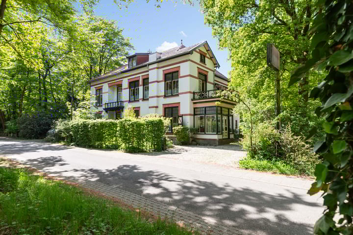 Photo 30 of Jachtlaan 10