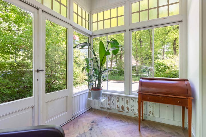 Photo 39 of Jachtlaan 10