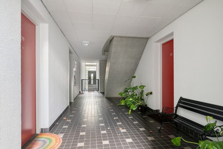 Foto 8 van Oetewalerstraat 97