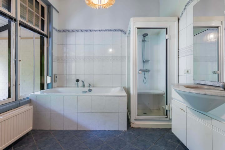 Photo 52 of Jachtlaan 10