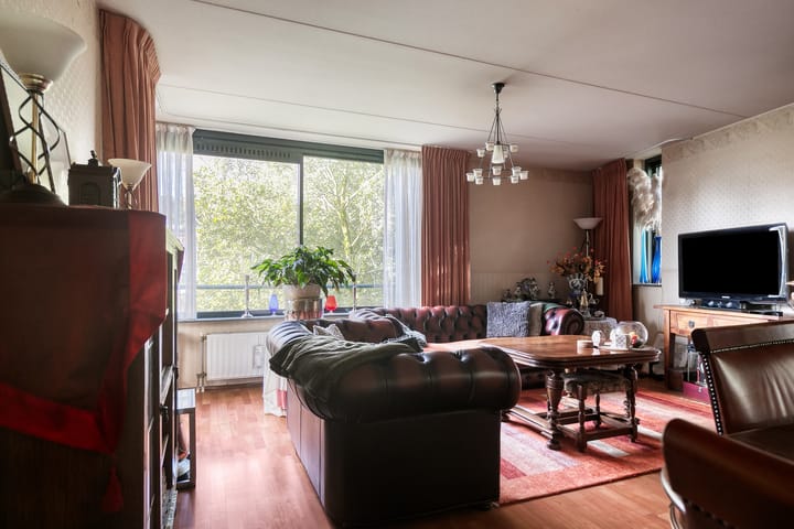 Foto 9 van Oetewalerstraat 97