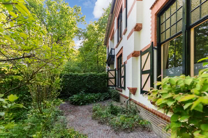 Photo 67 of Jachtlaan 10