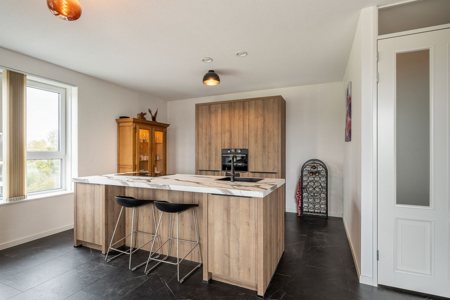 Foto 14 van Ireen Wüststraat 145