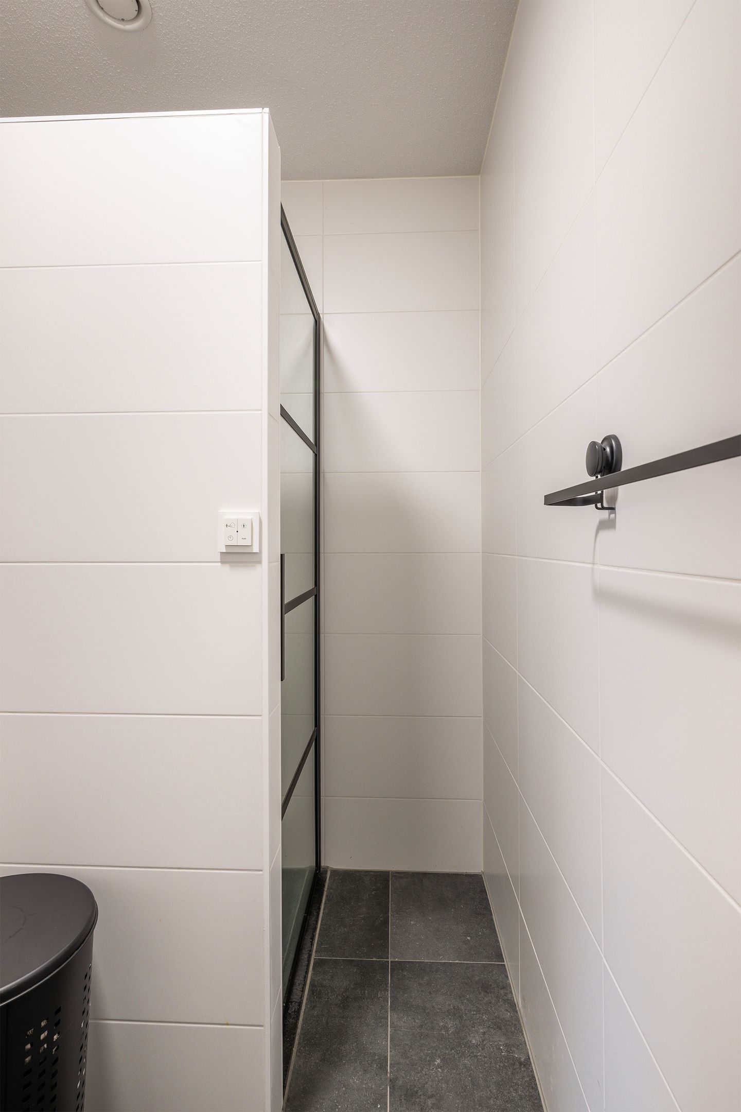 Foto 29 van Ireen Wüststraat 145