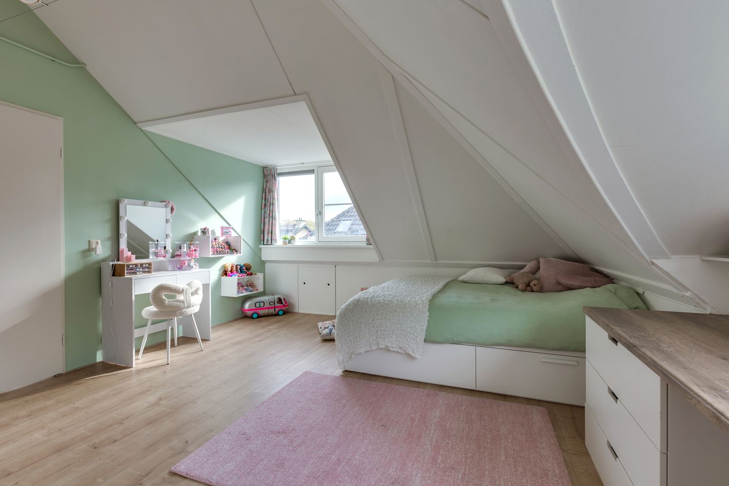 Foto 34 van Koningsvaren 54