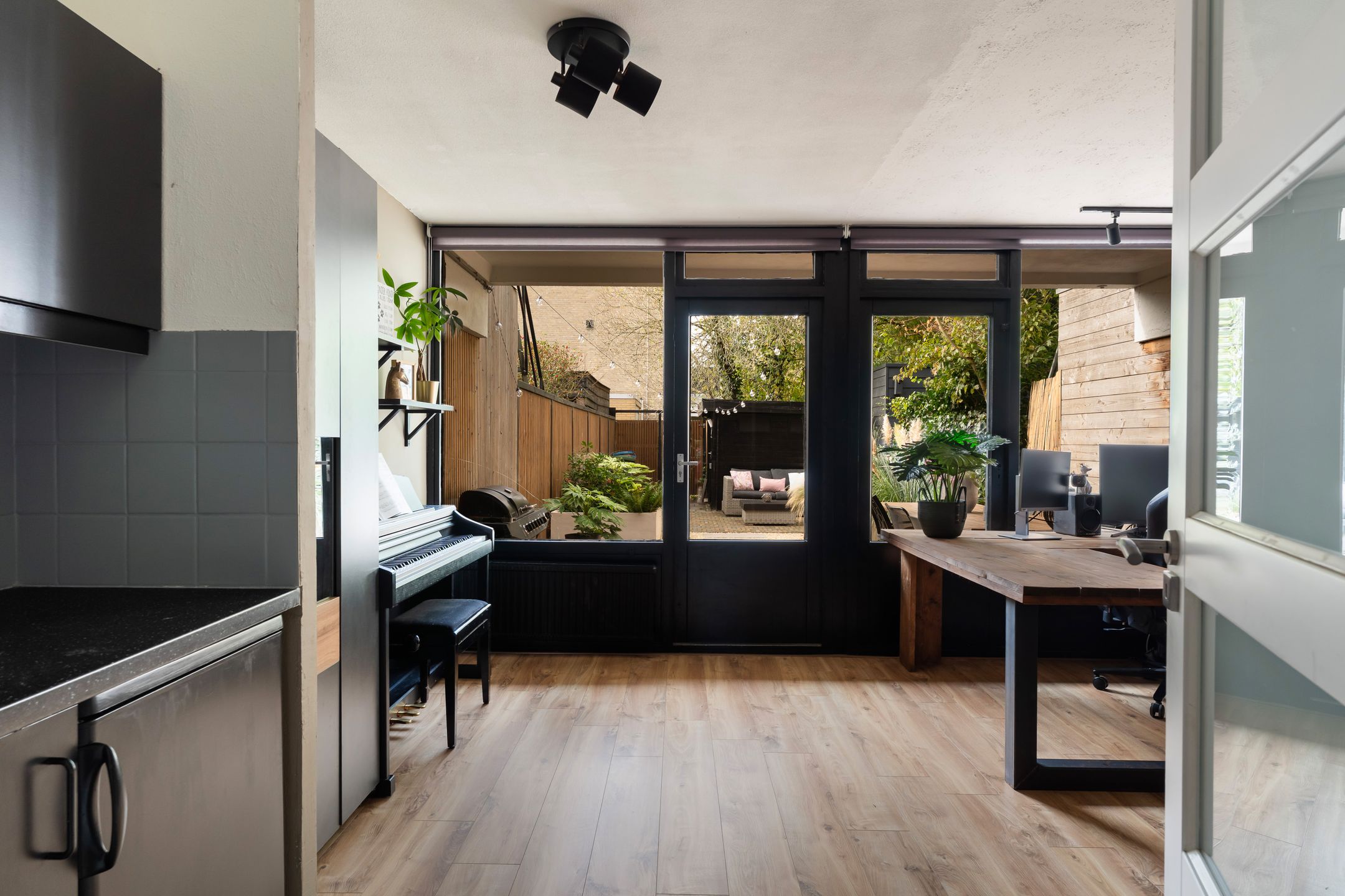 Foto 15 van Schuberthof 6