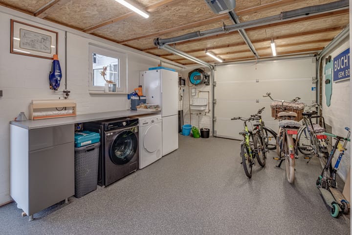 Photo 26 of Burg. Hausmansstraat 9