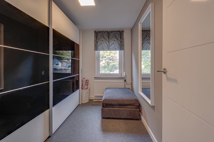 Photo 30 of Burg. Hausmansstraat 9