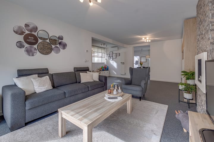 Photo 13 of Burg. Hausmansstraat 9