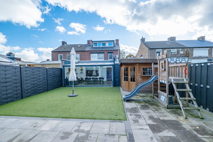 Photo 43 of Burg. Hausmansstraat 9