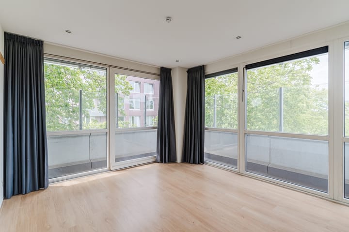 Photo 4 of Hertog Hendrik van Brabantplein 17-R