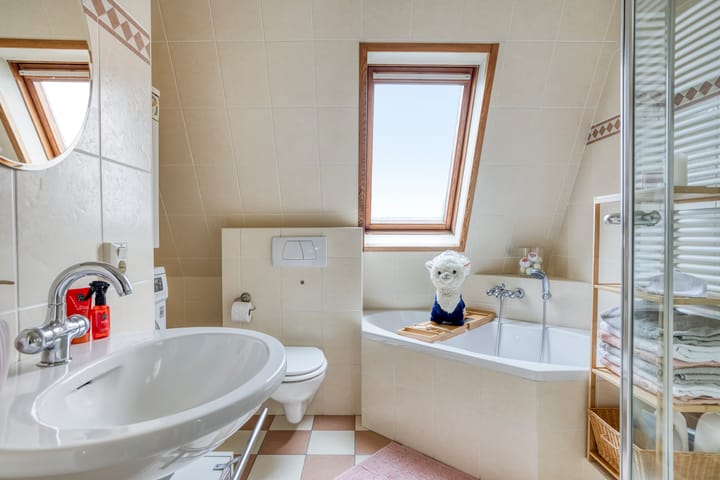 Photo 24 of Ekster 20