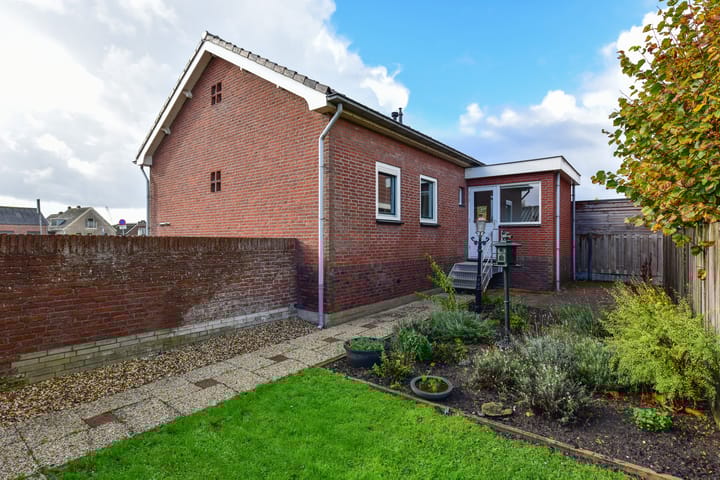 Foto 24 van Drechtdijk 147